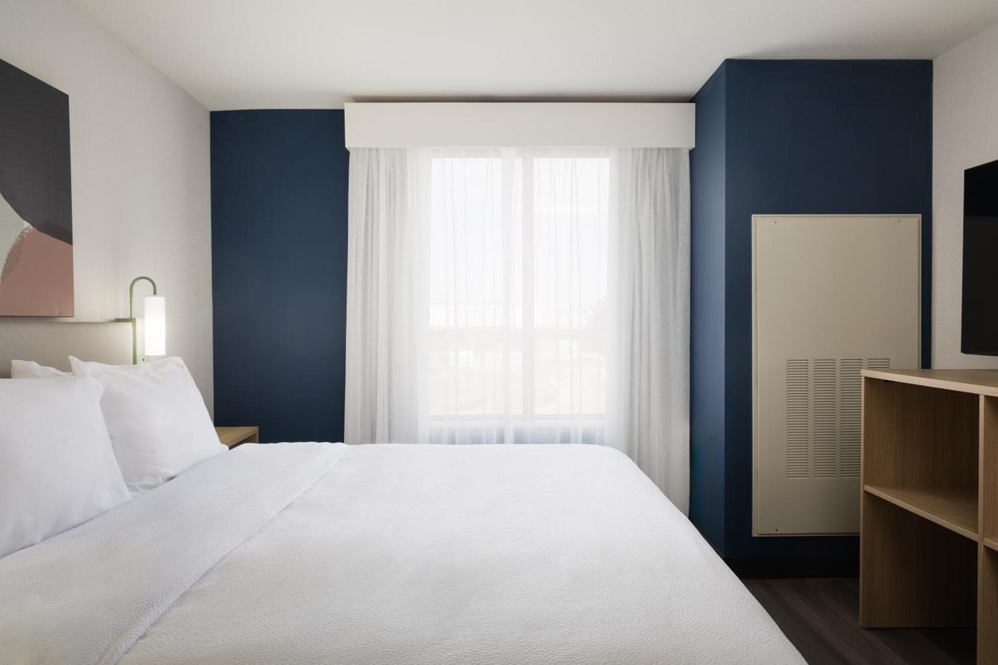 Spark By Hilton Guelph Luaran gambar
