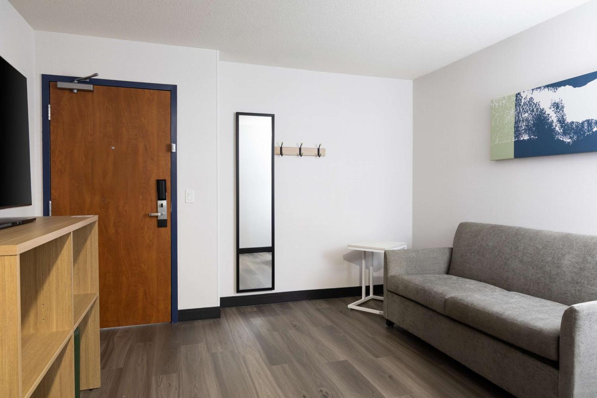Spark By Hilton Guelph Luaran gambar