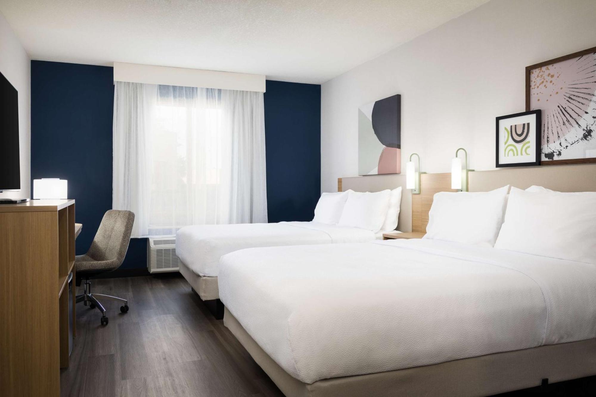 Spark By Hilton Guelph Luaran gambar